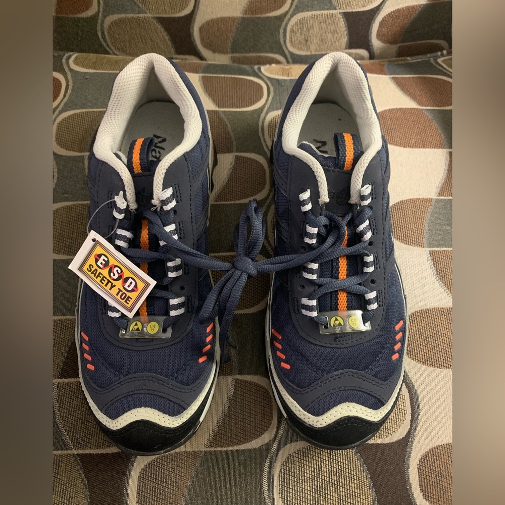 Nautilus  N1376 Women's ESD Safety Toe Athletic Work Shoes Women’s 8.5 W